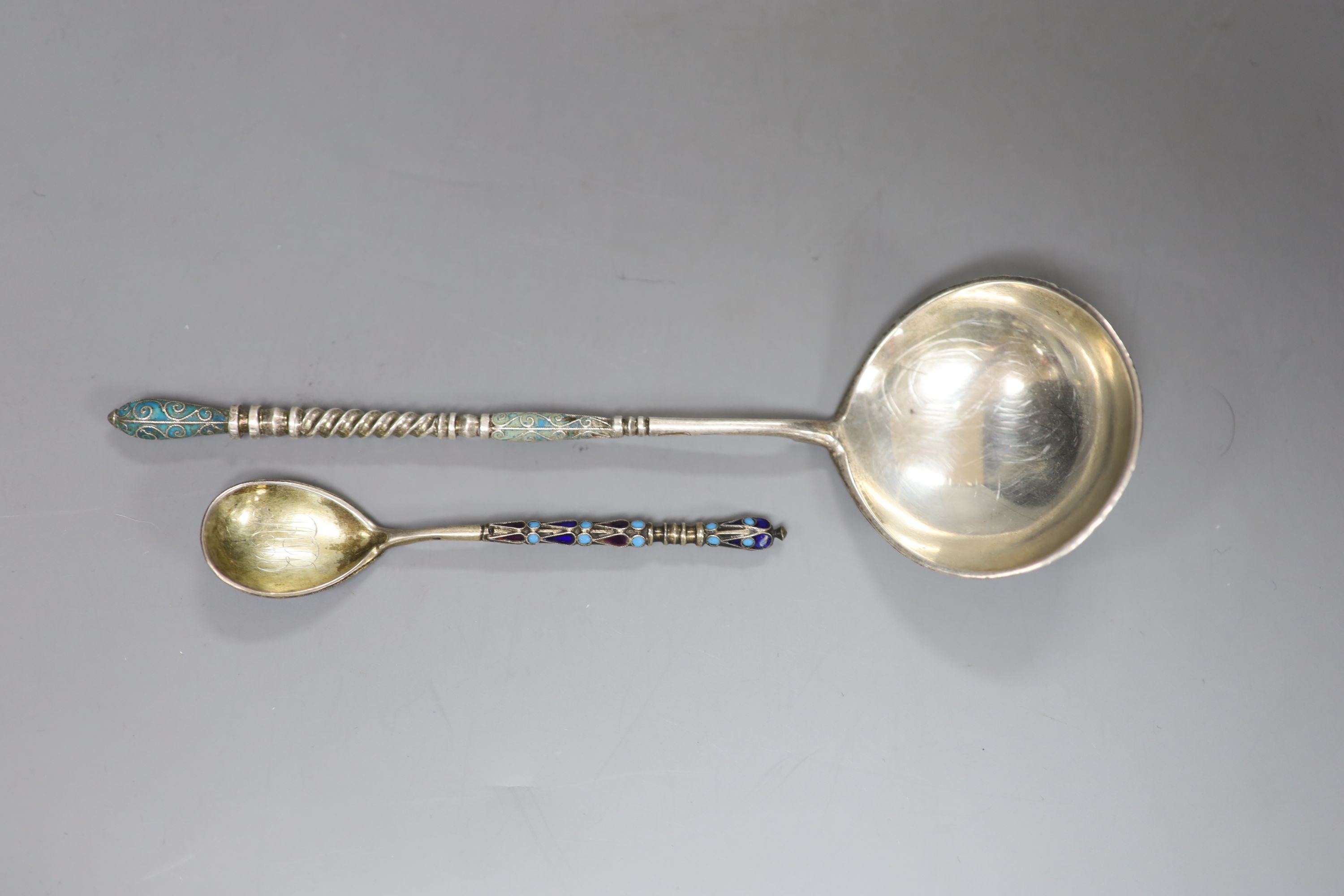 A late 19t century Russian 84 zolotnik and cloisonne enamel spoon, by Klingert, 18.7cm(a.f.) and a similar coffee spoon,10.5cm